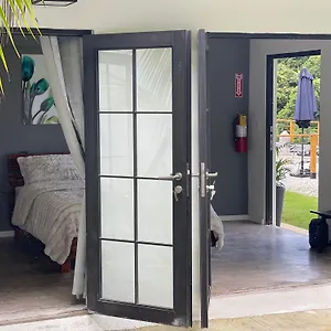 Couette-café The Serene House, Luquillo